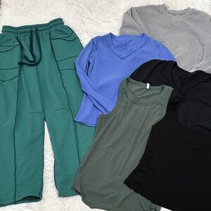 👠 Bundle of 6 Woman’s Clothing Size M/L